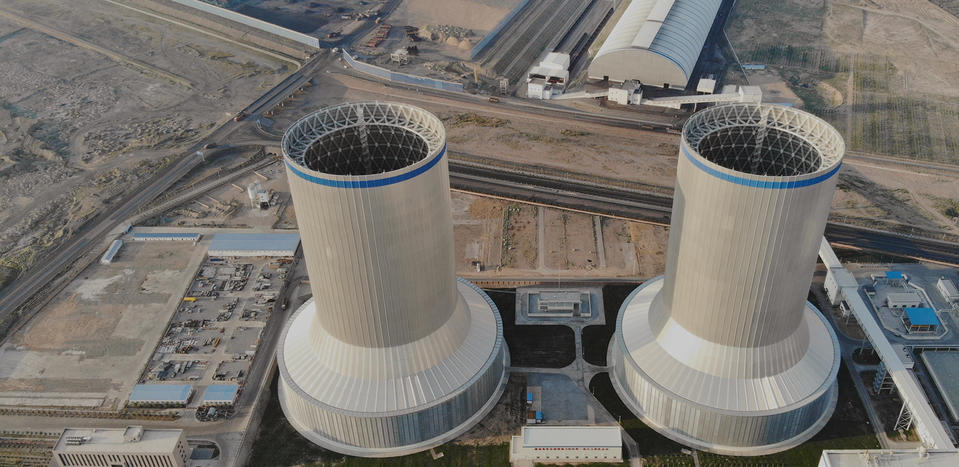 智能化全鋼結(jié)構(gòu)間接空冷系統(tǒng)